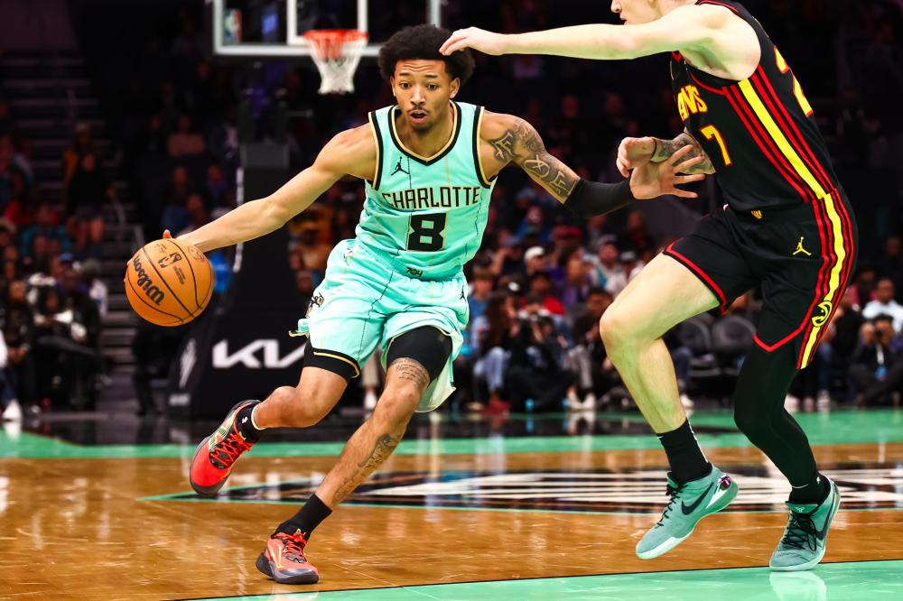 同时也对凯 同时也对凯